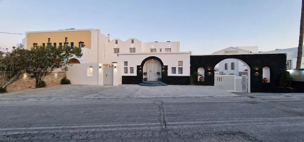 General view, Rodakas Hotel, Santorini