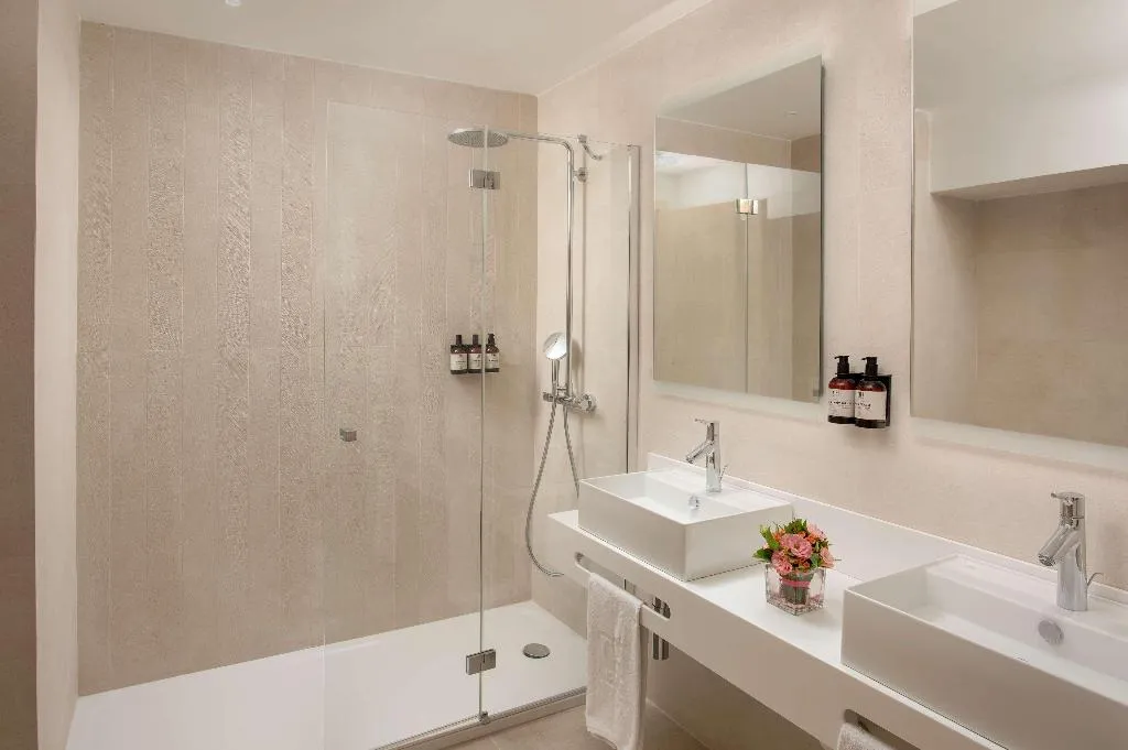 JUNIOR SUITE WITH TERRACE Room, NH Catania Centro, Catania