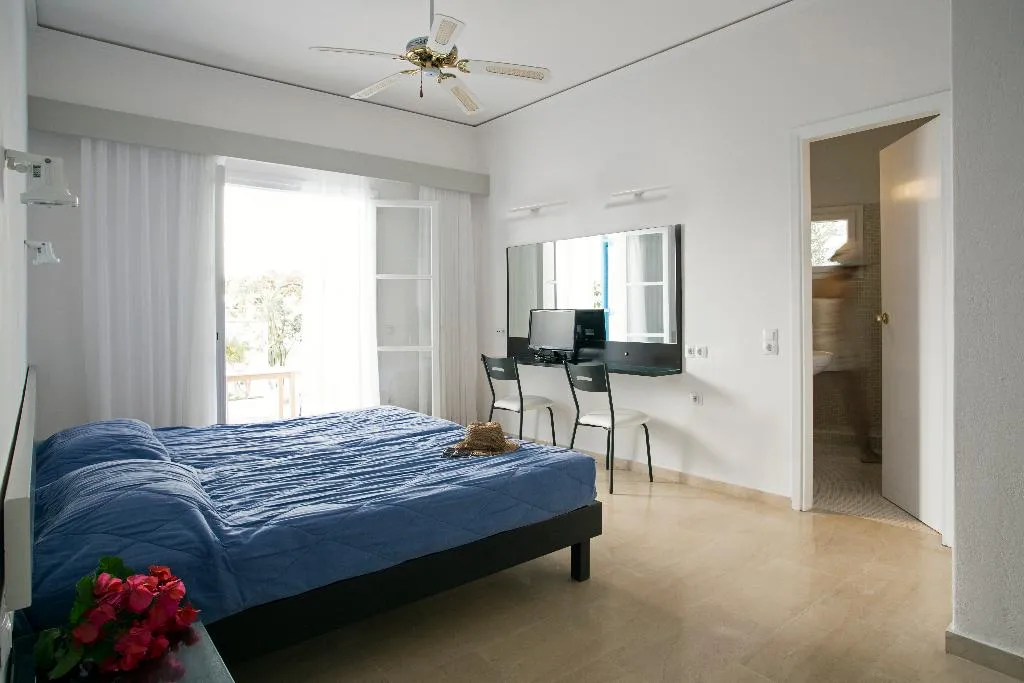 Room ECONOMY Room, Kamari Beach, Santorini