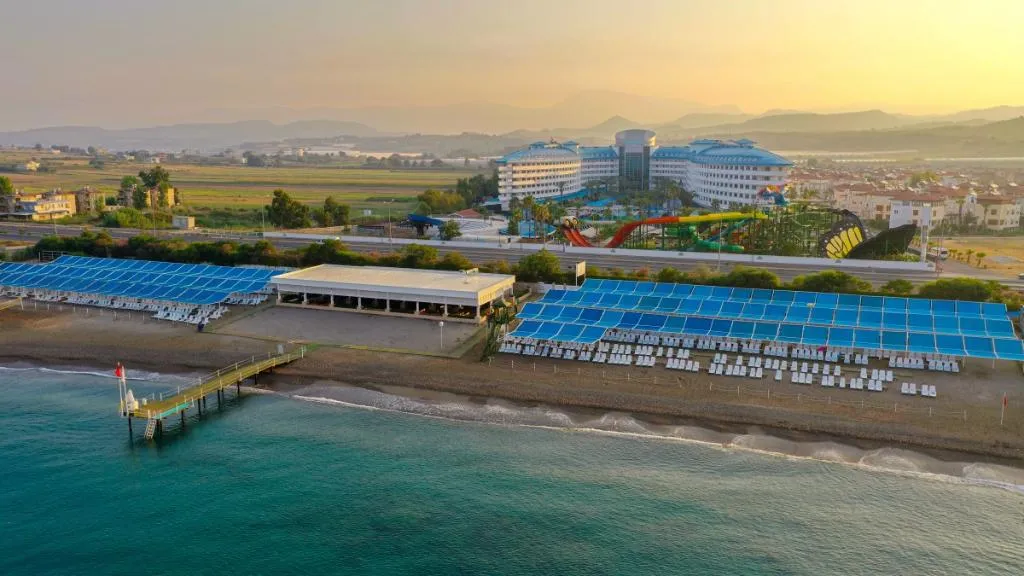 Beach, Crystal Admiral Aqua Collection, Antalya