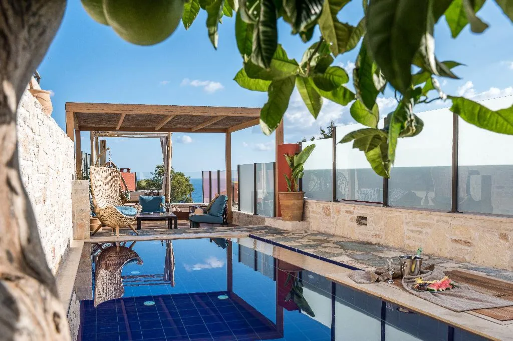 SUITE SEA VIEW WITH PRIVATE POOL Room, Esperides Resort Crete, Crete