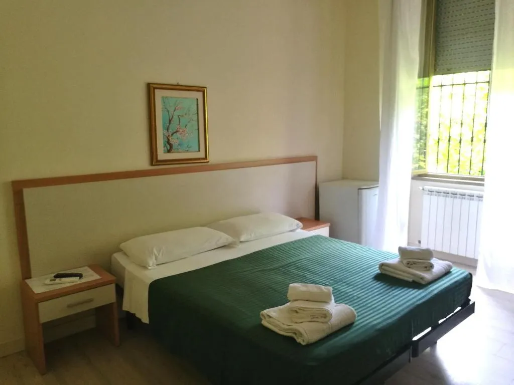 Room, Palma Residence, Naples