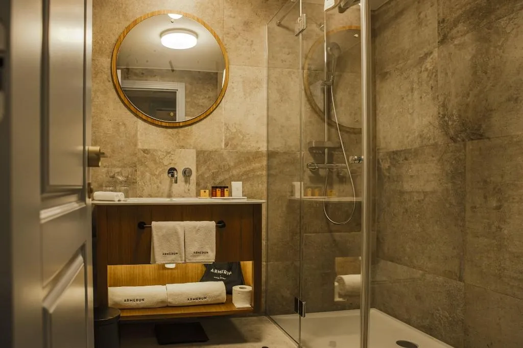 Room, Armerun Heritage Hotel & Residences, Split