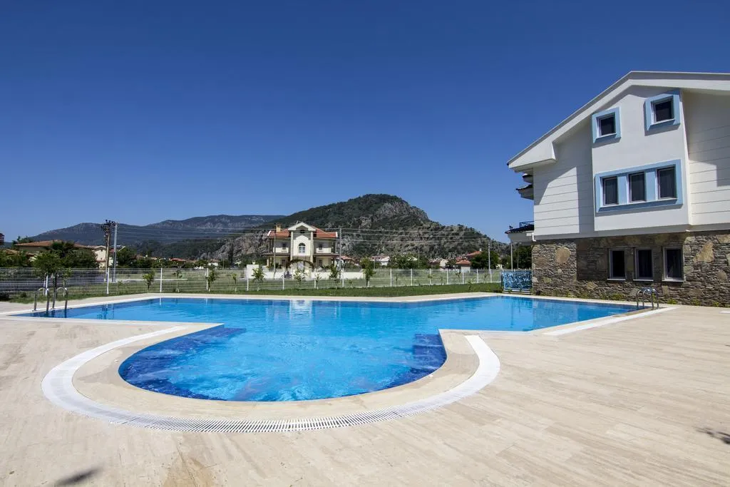 Pool, Basar, Dalaman