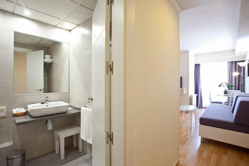 APARTMENT ONE BEDROOM Room, Ona Princesa Playa, Costa Del Sol