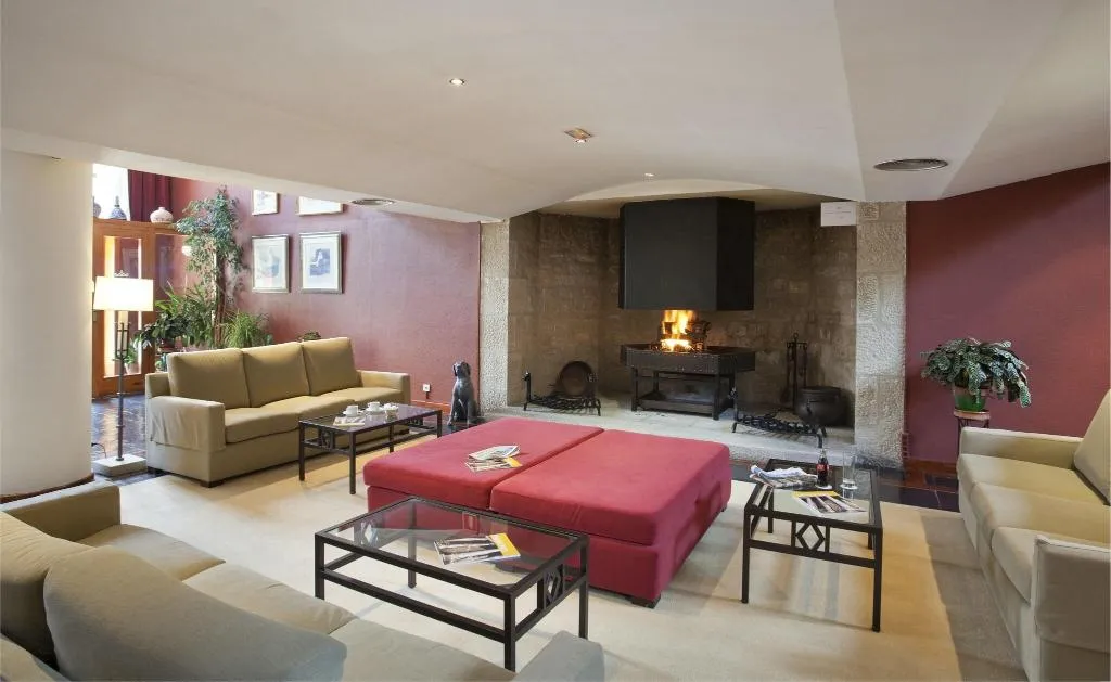 Lobby, Parador de Arties, Costa Brava
