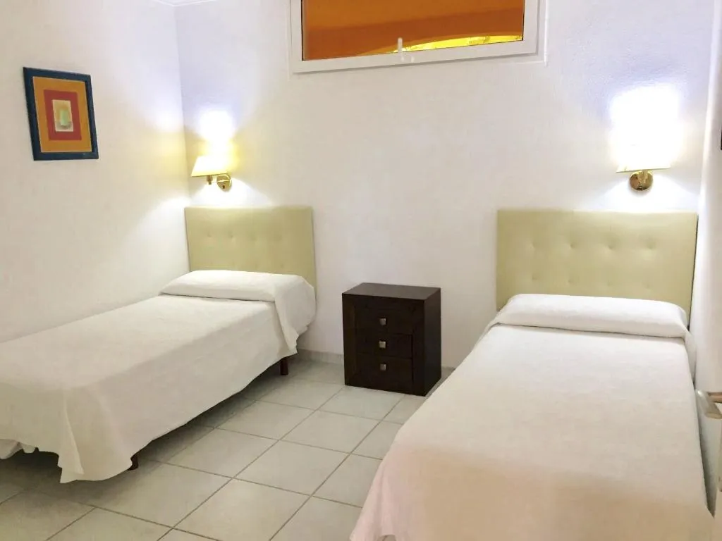 APARTMENT TWO BEDROOMS ONE BATHROOM Room, El MarquÃ©s Palace by Intercorp Hotel Group, Tenerife