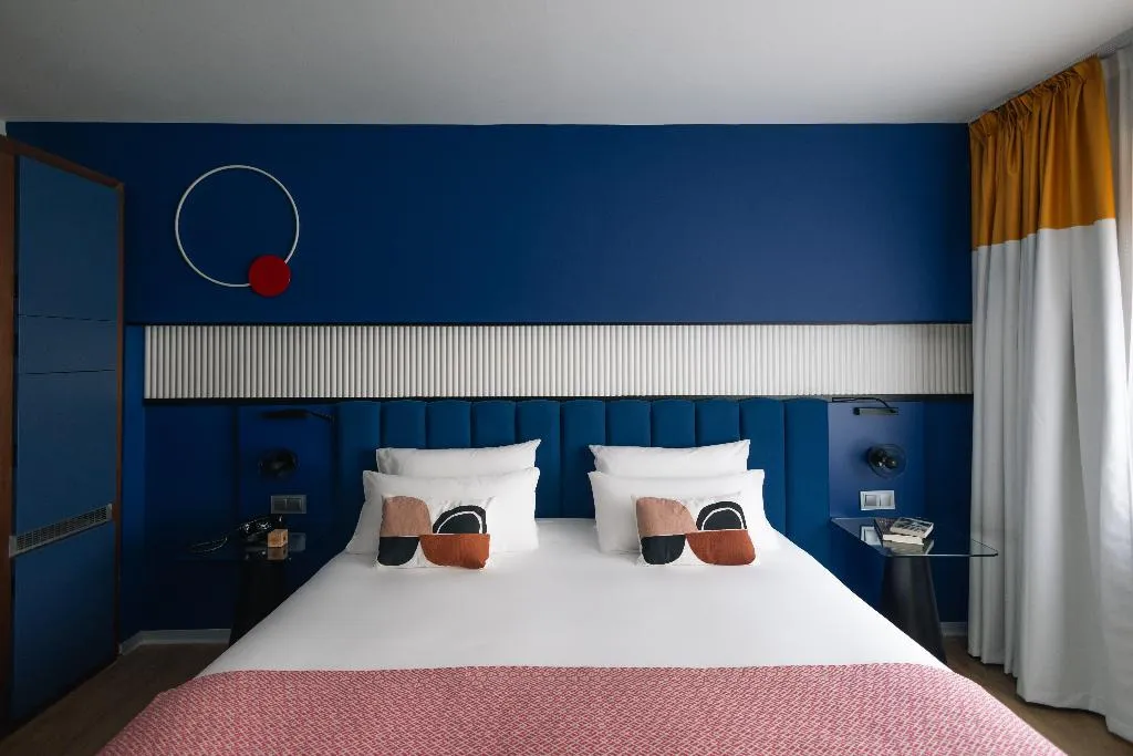 DOUBLE Accesible Premium  Room, Hotel Indigo Barcelona Plaza Espana, Barcelona
