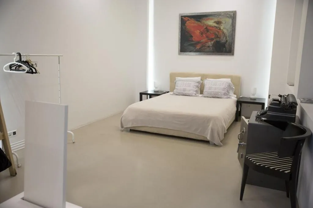 Room, Gk Athens, Athens