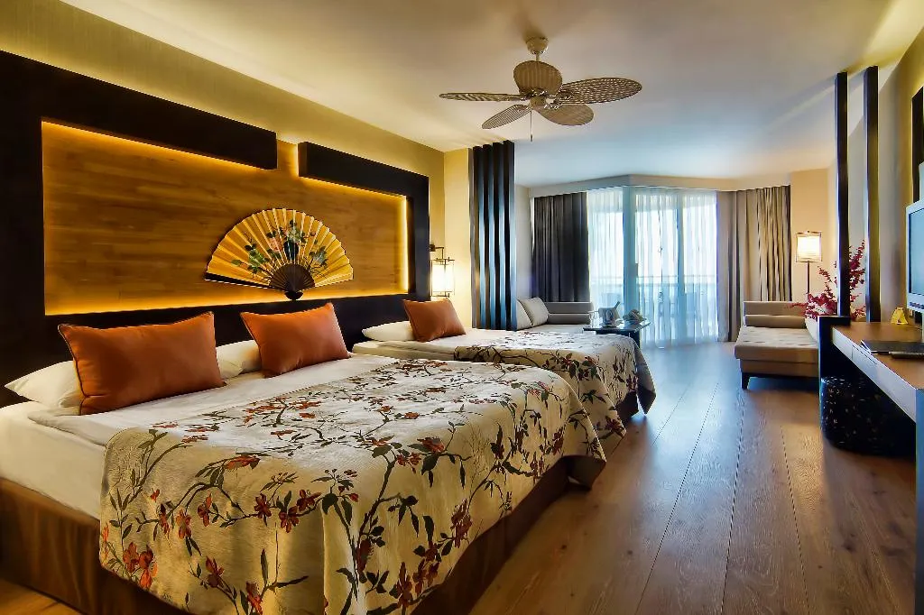 DOUBLE SINGLE USE STANDARD Room, Limak Lara De Luxe Hotel & Resort, Antalya