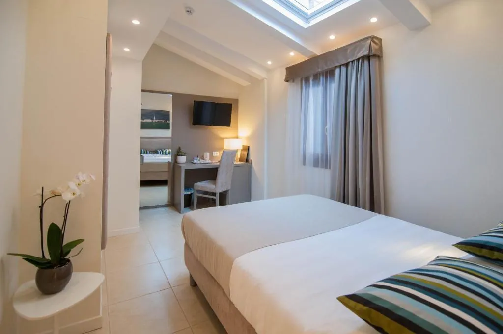 DOUBLE ECONOMY Room, Leone, Venice