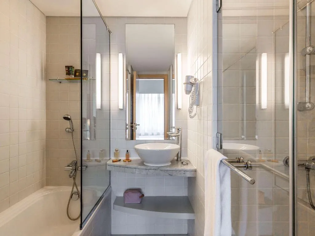 TWIN STANDARD Room, Novotel Suites Mall Avenue Dubai Hotel, Dubai