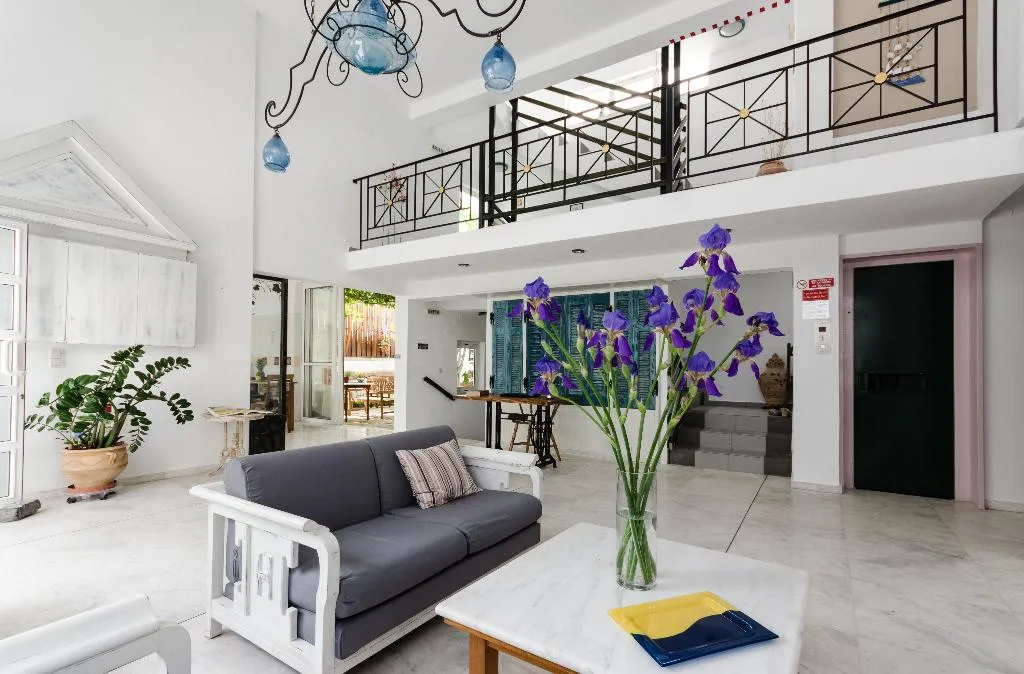 Lobby, Happiness Apartments, Crete
