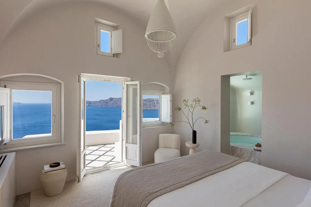 SUITE STANDARD Room, Canaves Oia Suites, Santorini