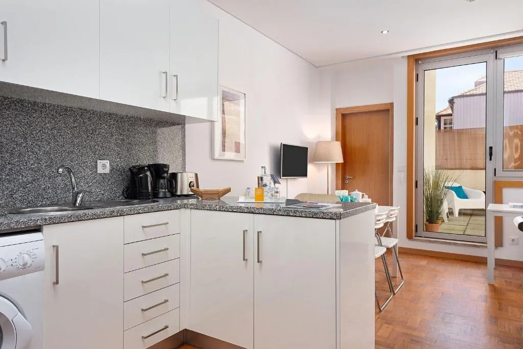 Room, Oporto Stories Apartments - Santa Catarina, 219, Porto