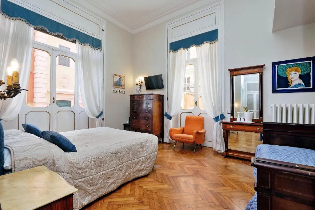Room, Domus Monamì Luxury Suites, Rome