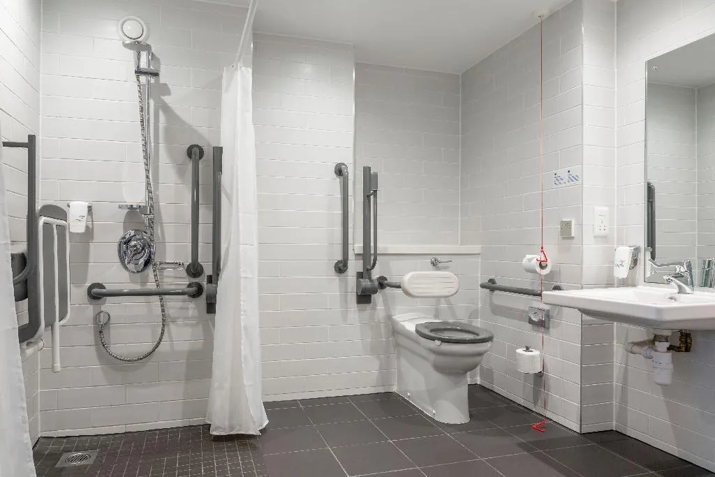 DOUBLE Accessible Room, Holiday Inn Express Dublin City Centre, Dublin