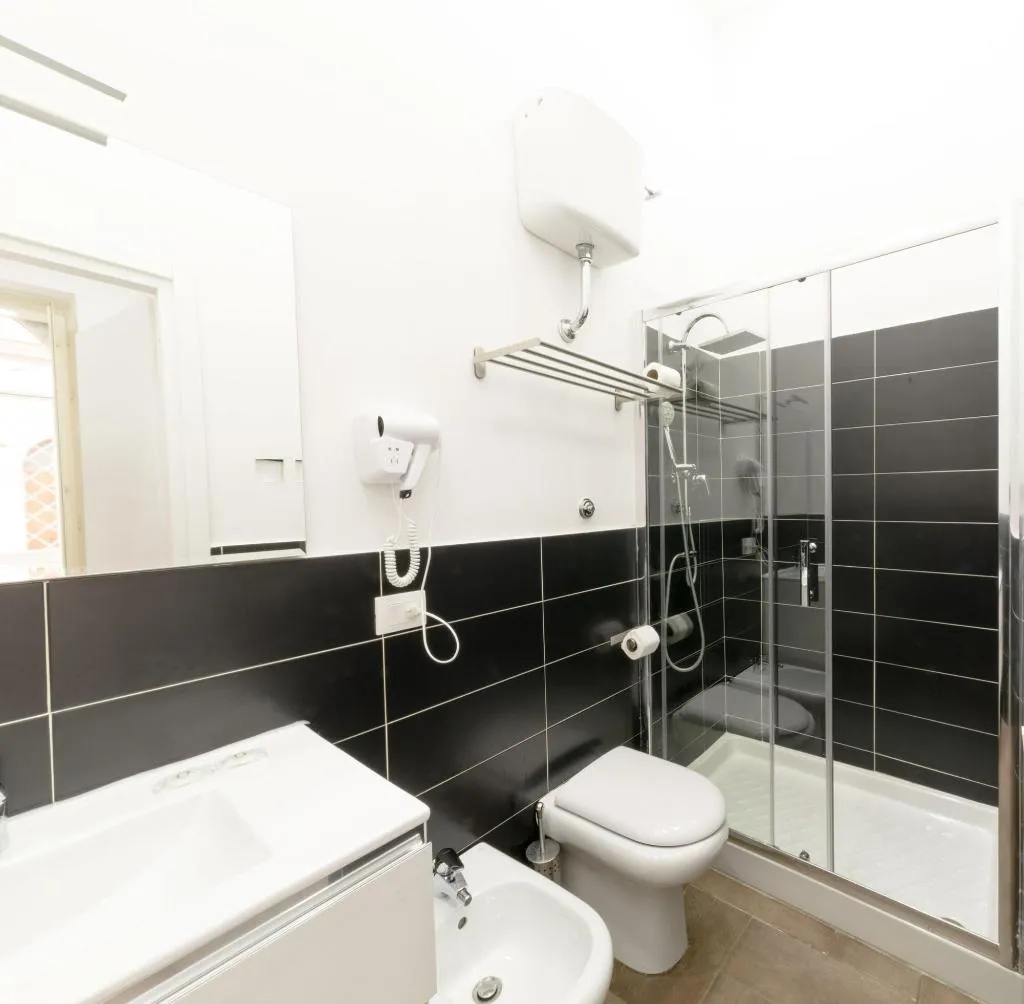 Room, Boutique Toledo, Naples
