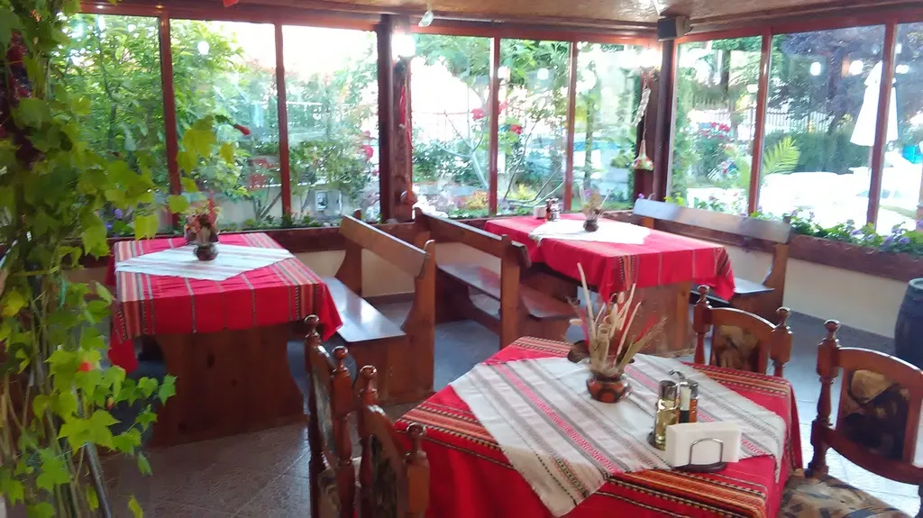 Restaurant, Sunny Holiday Aparthotel, Bourgas