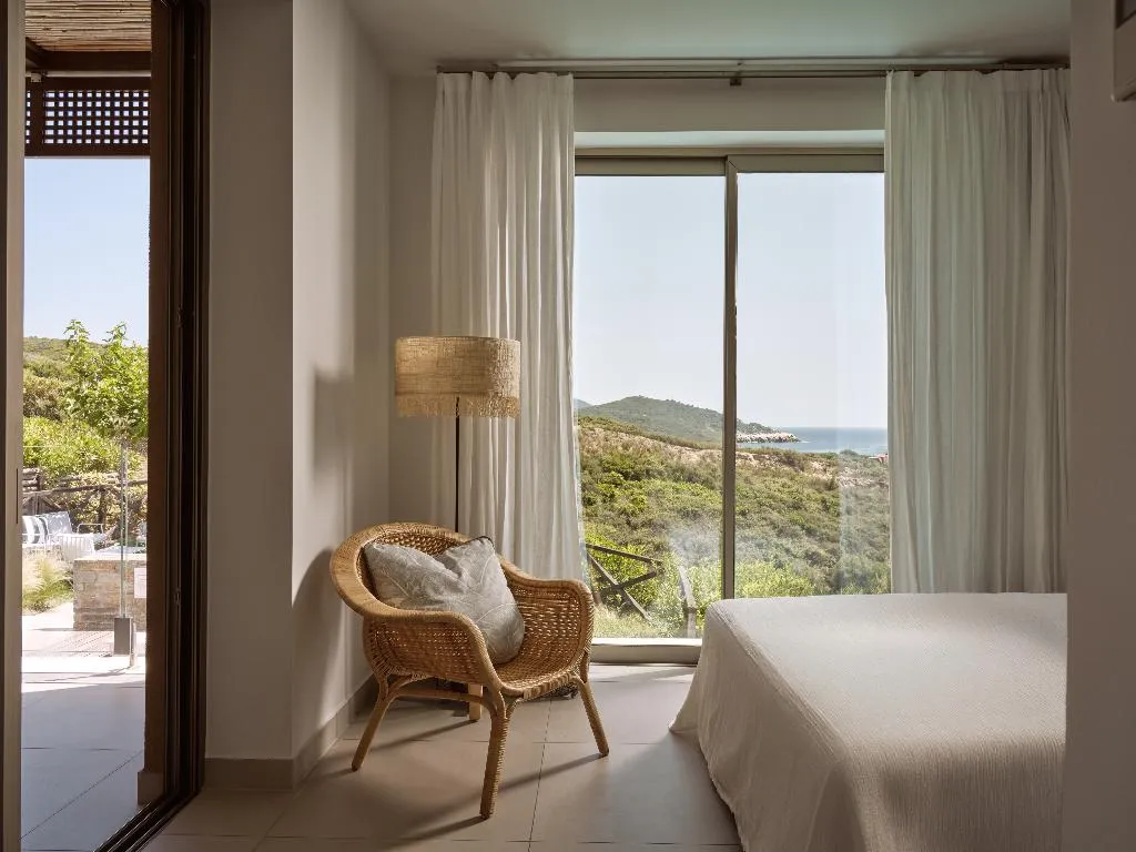 VILLA THREE BEDROOMS WITH PRIVATE POOL Room, Eagles Villas, Thessaloniki