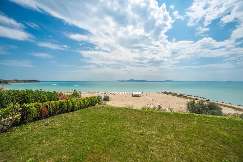 Beach, Clara Aparthotel & Residence, Bourgas