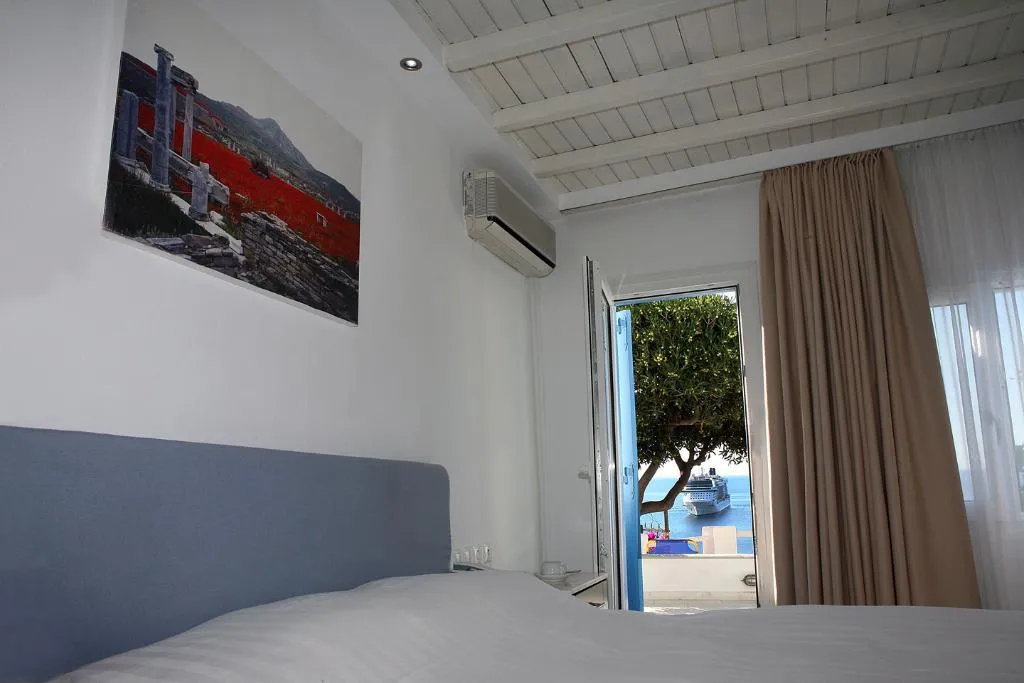 General view, Madalena, Mykonos