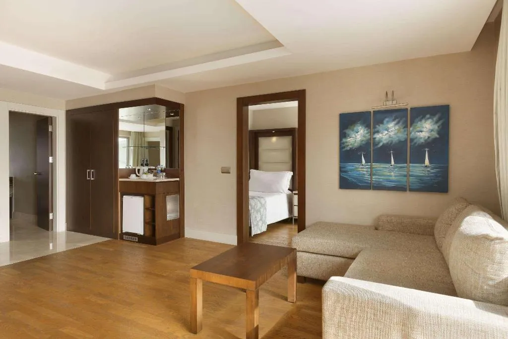 FAMILY ROOM SEA VIEW Room, Ramada Plaza By Wyndham Antalya, Antalya