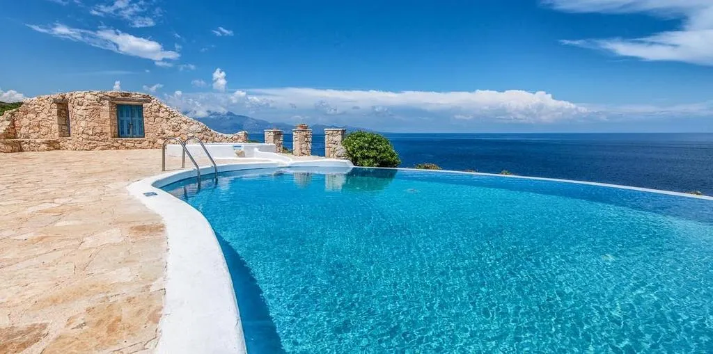 VILLA FOUR BEDROOMS WITH PRIVATE POOL Room, Blue Caves Villas, Zante