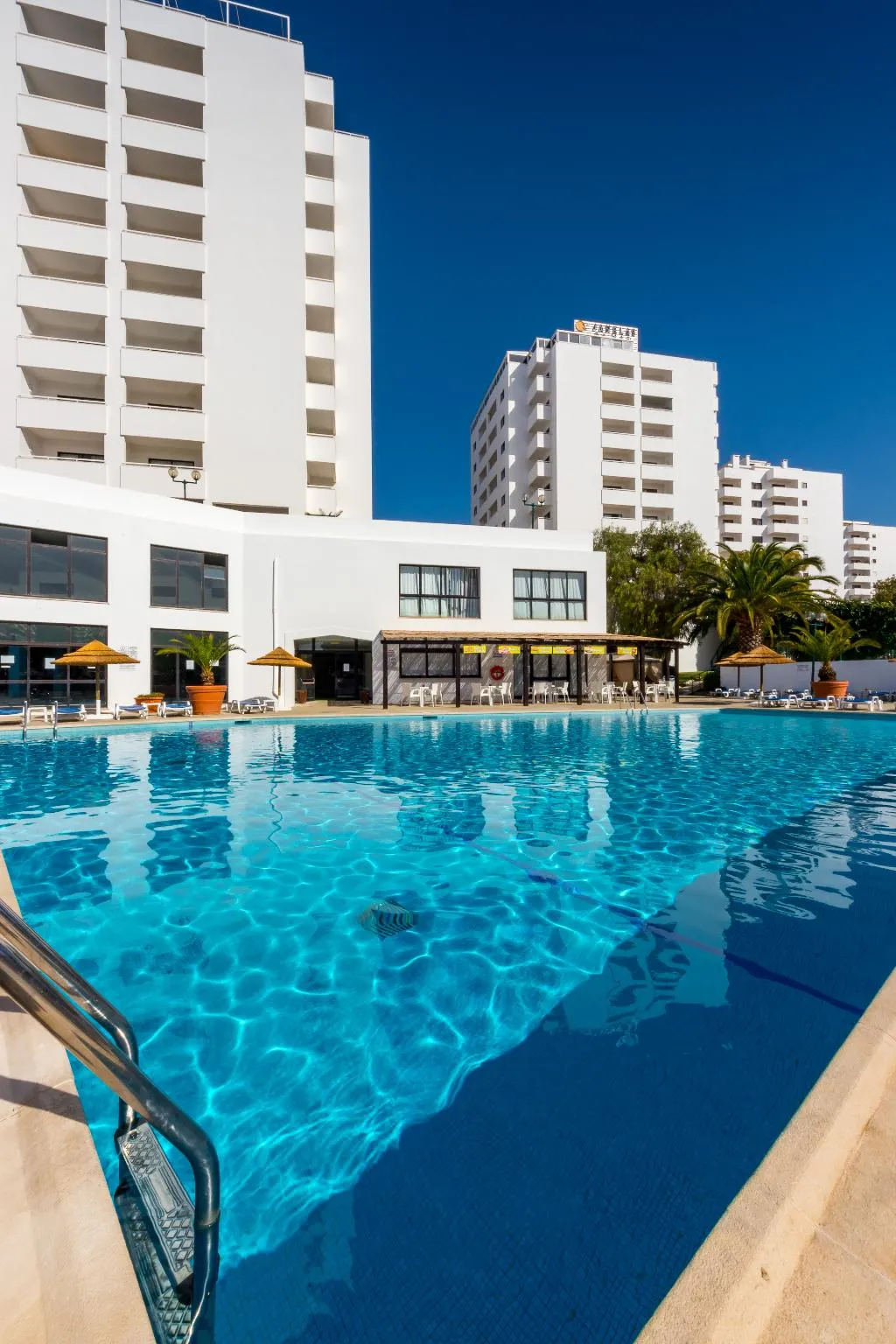 Pool, Janelas do Mar, Algarve