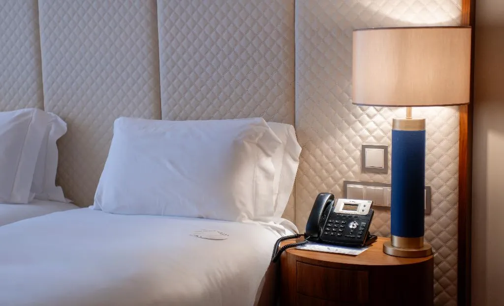 TWIN DELUXE WITH BALCONY Room, Boeira Garden Hotel Porto Gaia, Curio Collection, Porto