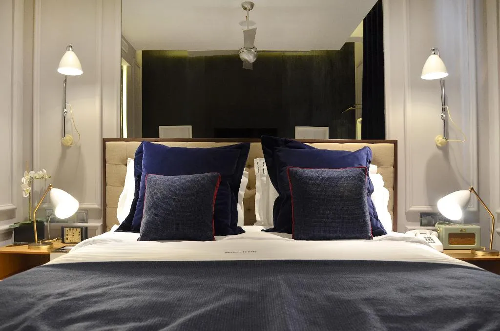 DOUBLE WITH VIEWS Room, Browns Central Hotel, Lisbon