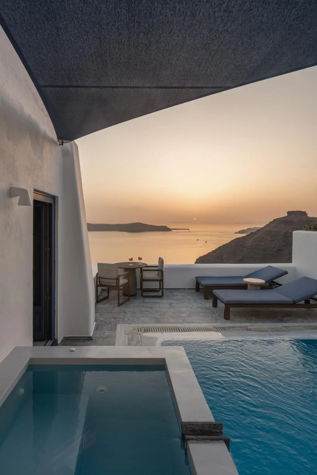 SUITE HONEYMOON Room, Homeric Poems, Santorini