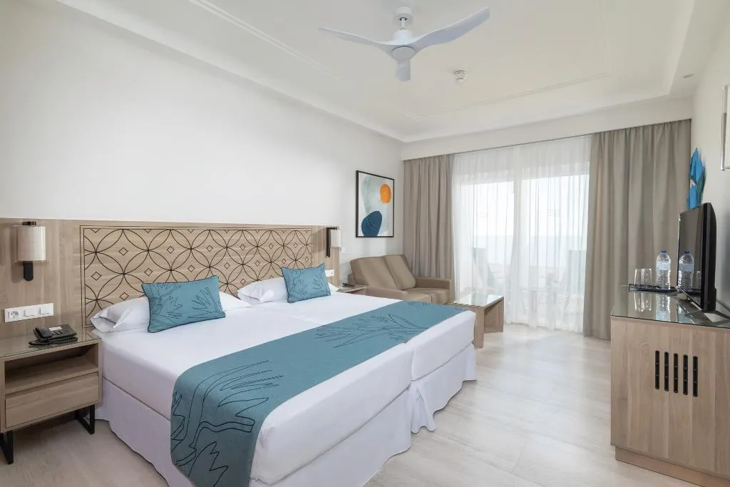 Double or Twin SIDE SEA VIEW Room, Hotel Riu Madeira - All Inclusive, Madeira