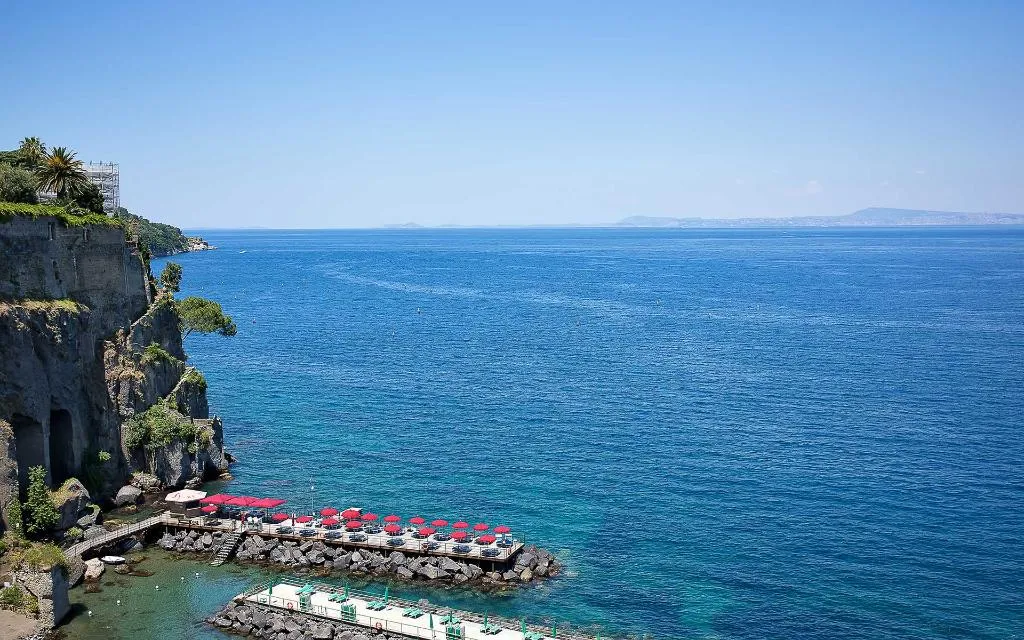 Beach, Bellevue Syrene, Naples