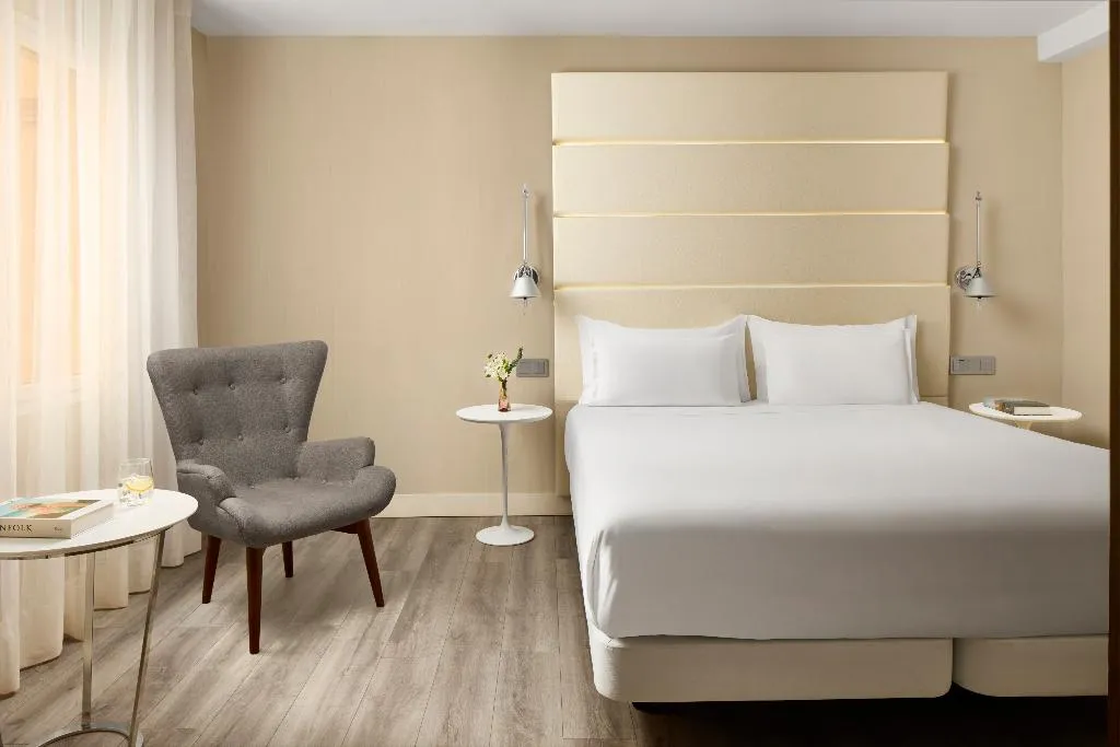DOUBLE SINGLE USE STANDARD Room, NH Madrid Balboa, Madrid