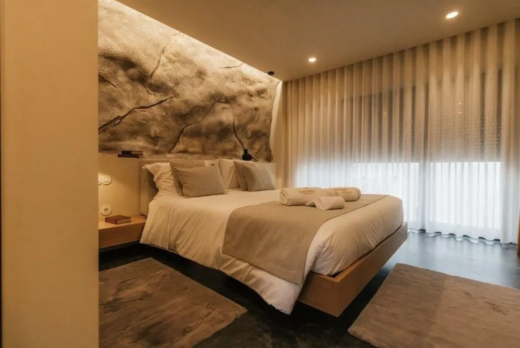 Room, Pousadela Village, Porto