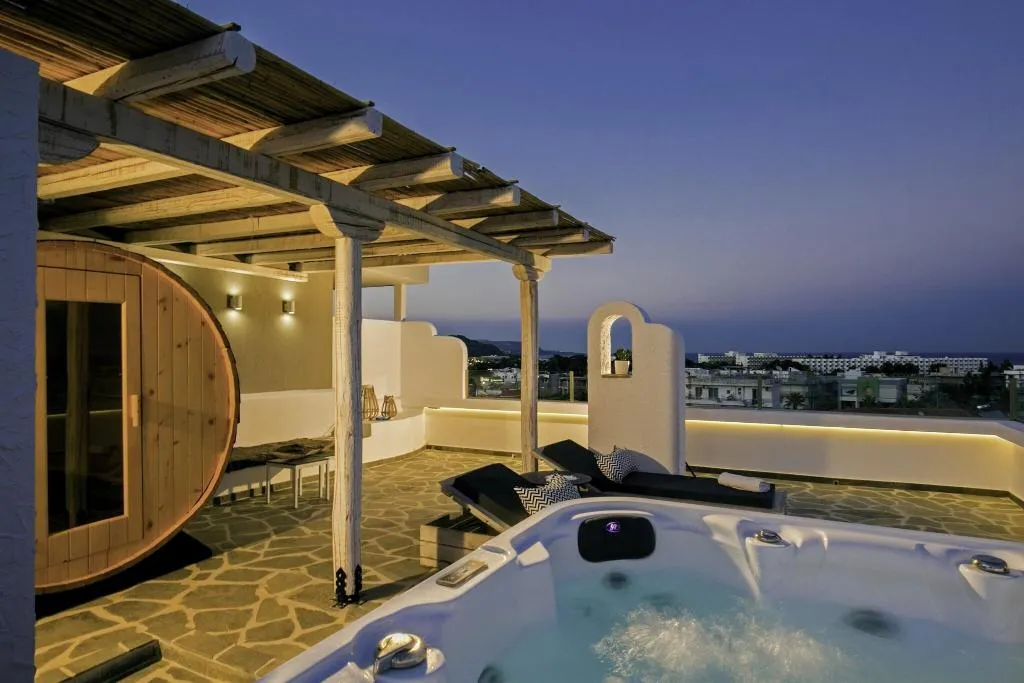 Pool, Malibu Boutique, Rhodes