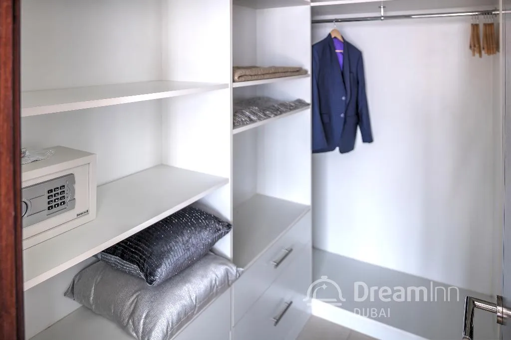 APARTMENT FOUR BEDROOMS Room, Dream Inn Dubai Apartments-Burj Residences, Dubai