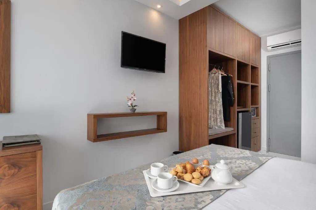 Room, 4- You Boutique, Thessaloniki