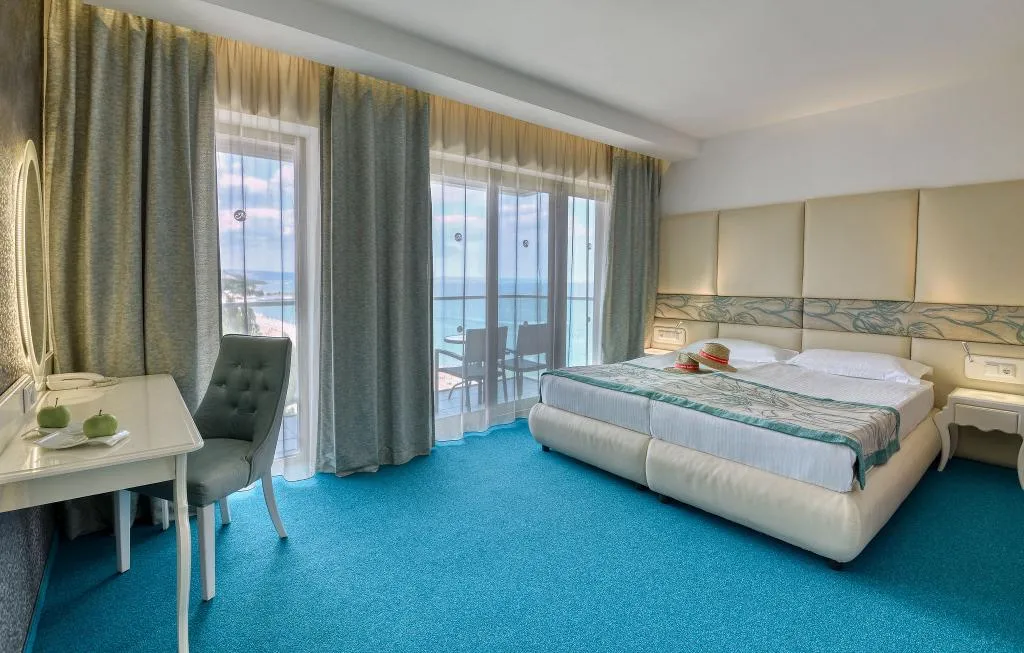 JUNIOR SUITE STANDARD Room, Grifid Hotel Metropol, Varna
