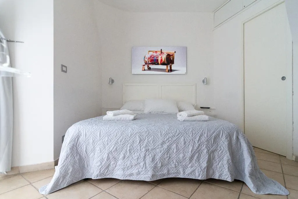 DOUBLE CLASSIC WITH BALCONY Room, Maison Du La Rua, Naples