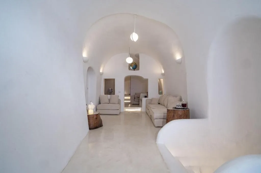 Room, Globe Suites, Santorini