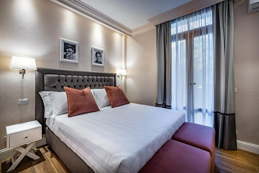 DOUBLE ECONOMY Room, Hotel Ungherese Small Luxury Hotel, Florence