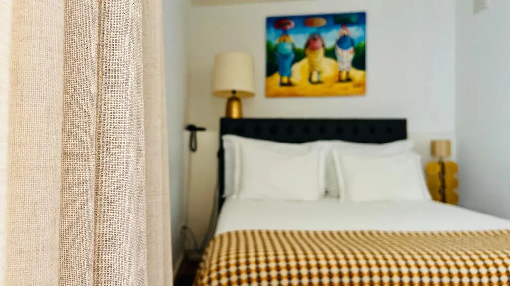 DOUBLE ONE BEDROOM ONE BATHROOM Room, Quinta Colina By Shiadu, Lisbon