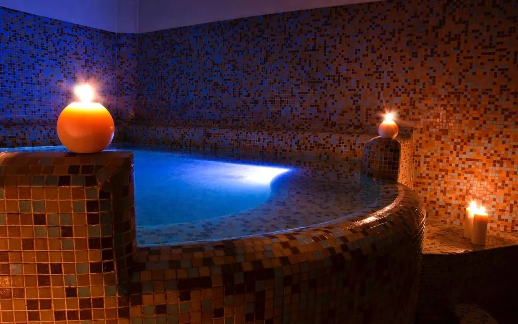 Sports and Entertainment, Valgrande Hotel, Milan