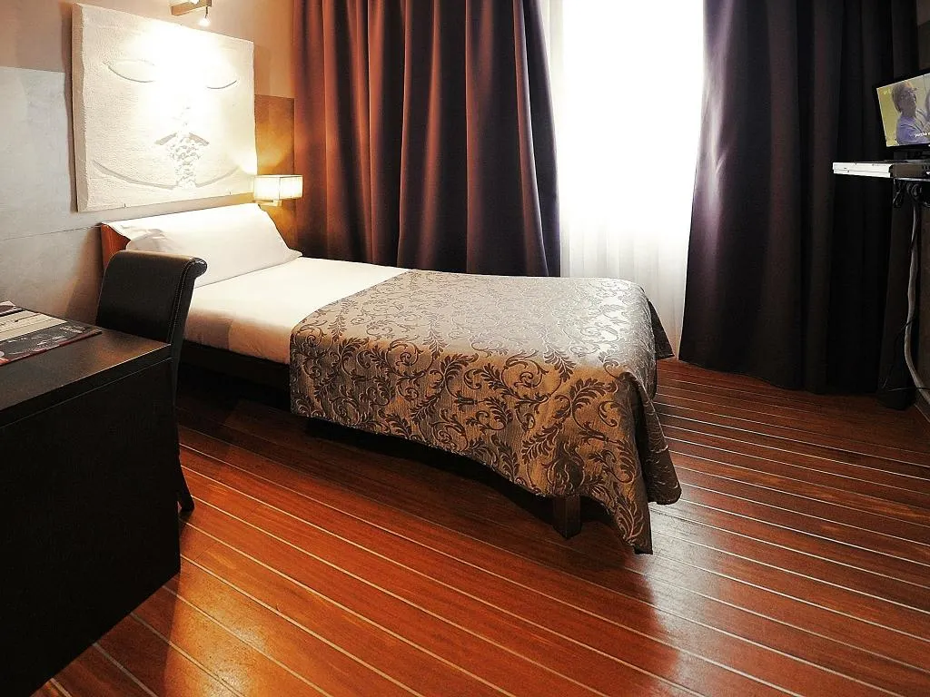 SINGLE CLASSIC Room, Borghese Palace Art Hotel, Florence