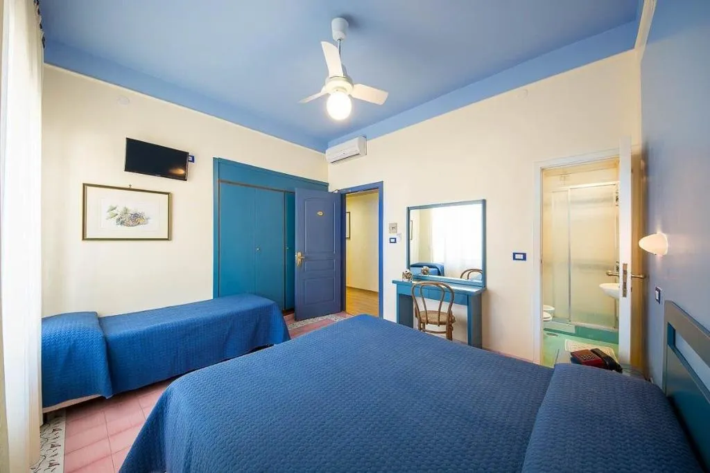 Room, Hotel Sole, Naples