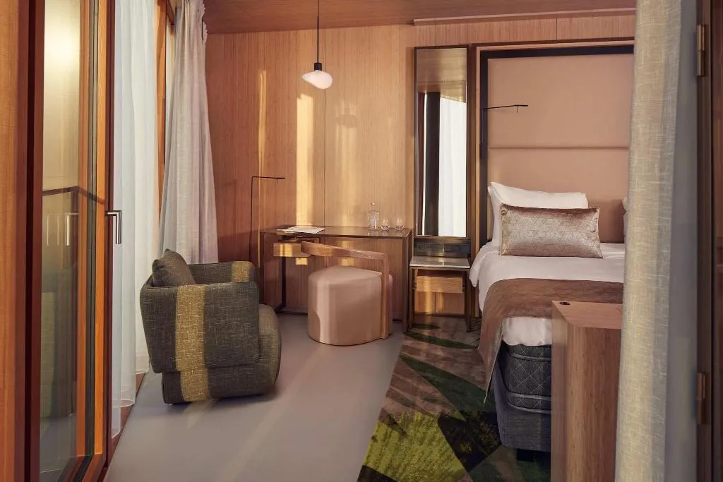 Room, Hotel Jakarta Amsterdam, Amsterdam