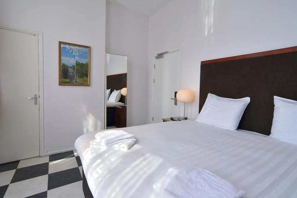 Room, Hotel La Belle Vue, Amsterdam