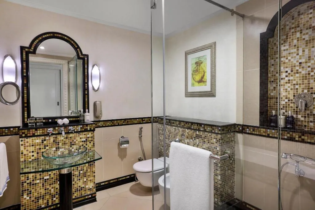 Room, Habtoor Grand Resort, Autograph Collection, Dubai